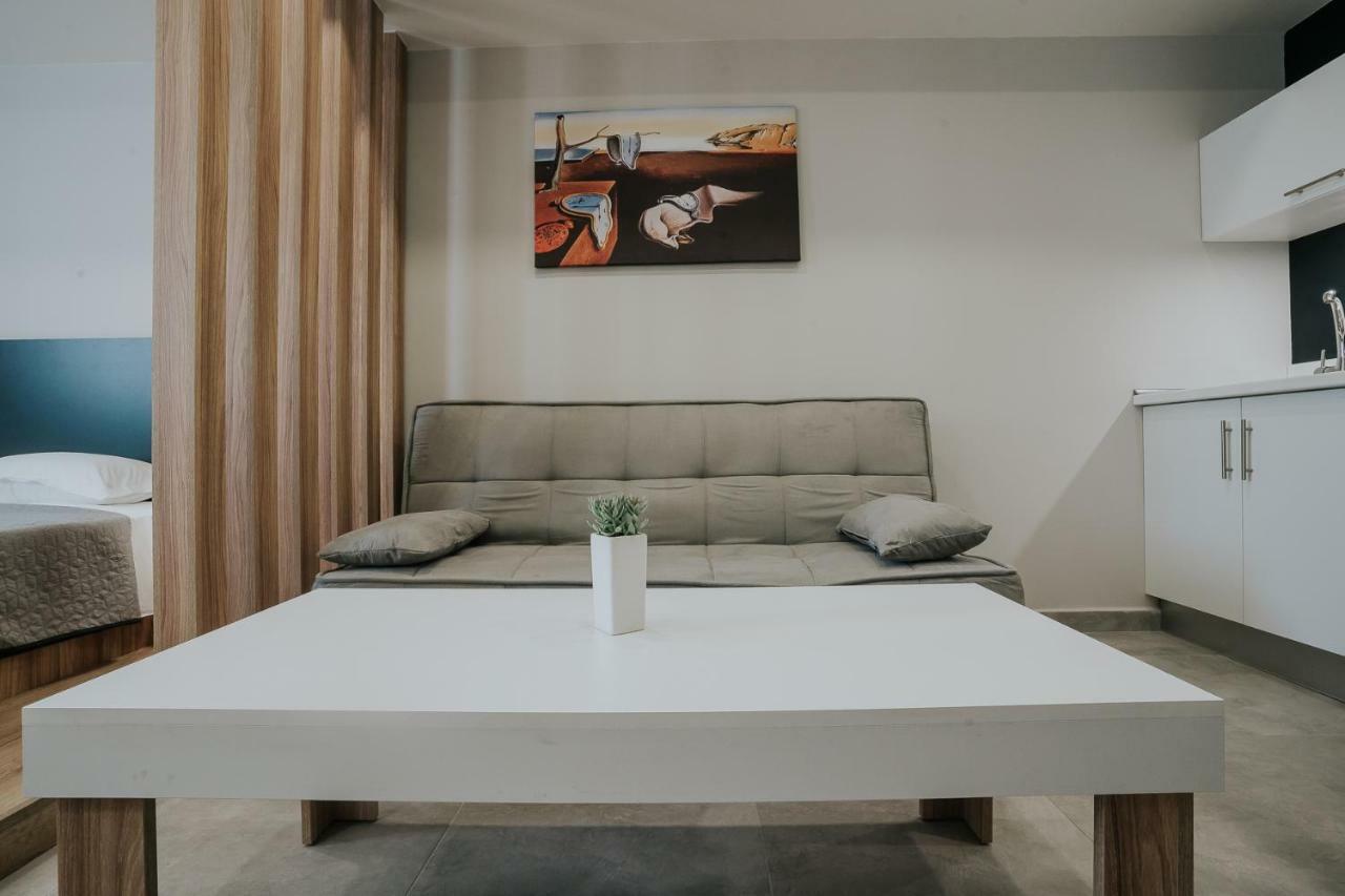 Unique Experience Apartment'S Salonicco Esterno foto